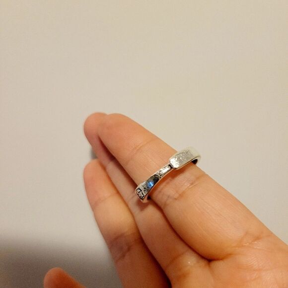 Brand new Hello Kitty rings 925 silver - Picture 3 of 4